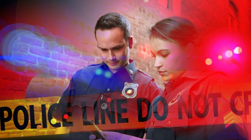 Policiais em cena de crimes reais